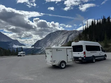 Bus Tour Alberta Rockies